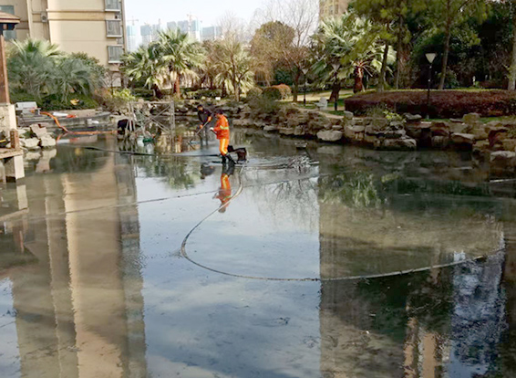 道县景观池淤泥清理