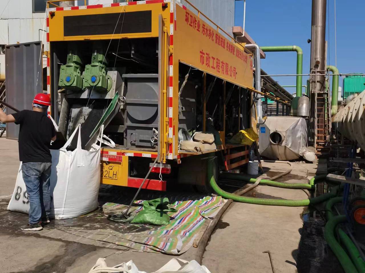 道县淤泥压干处理